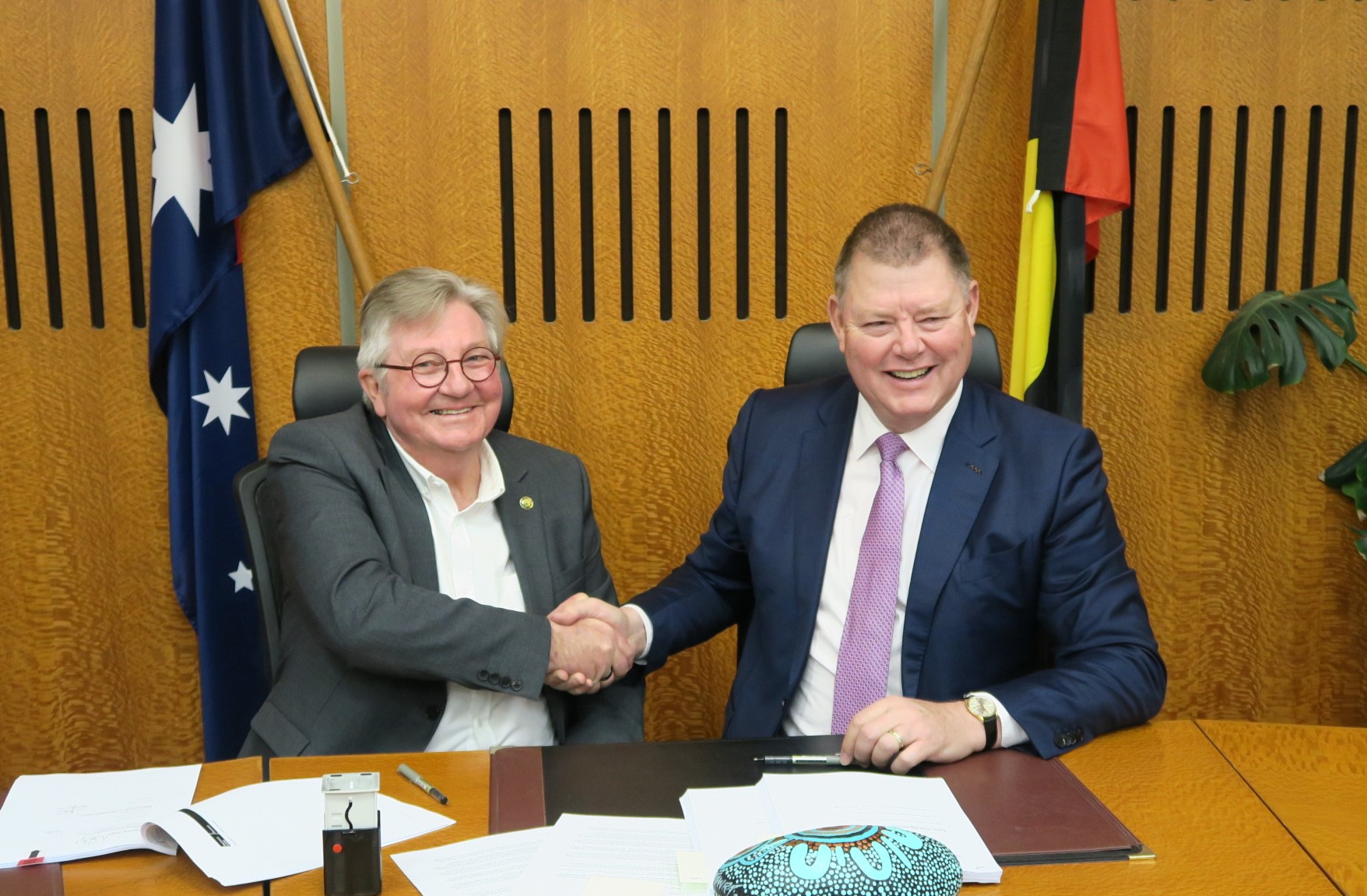 Kiama Council and Hall & Prior sign Blue Haven Bonaira contract